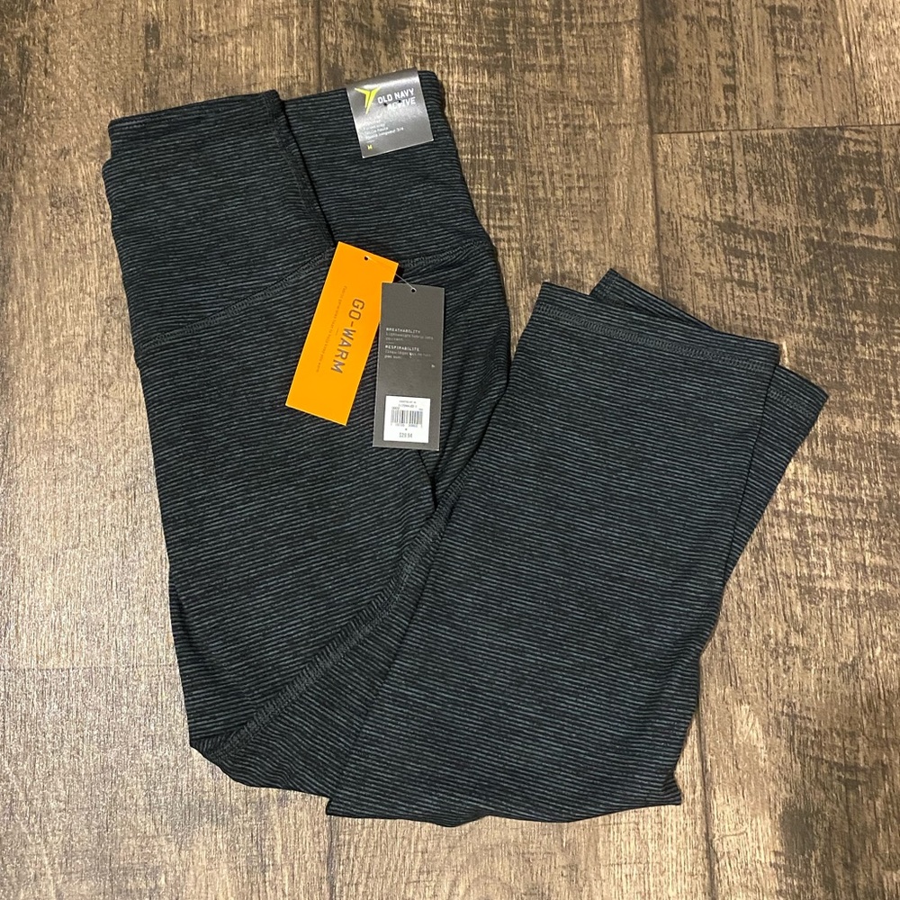 High Rise Fitted Crop Leggings